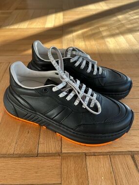 Bottega Veneta Black Leather Speedster Size 38 Sneakers